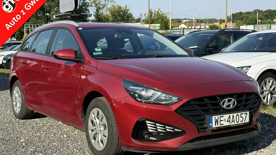 HYUNDAI i30 -