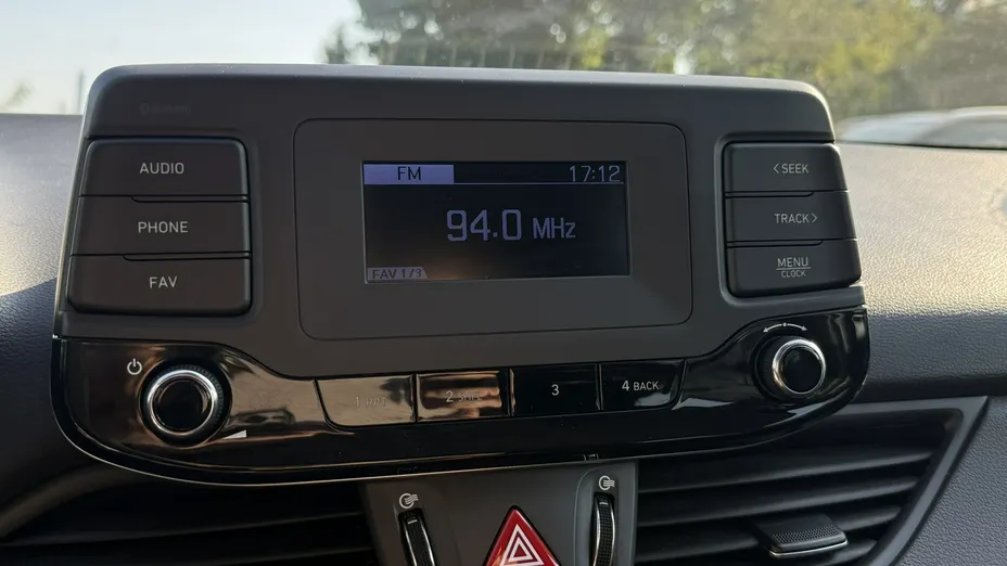 HYUNDAI i30 -