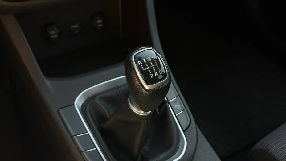 HYUNDAI i30 -