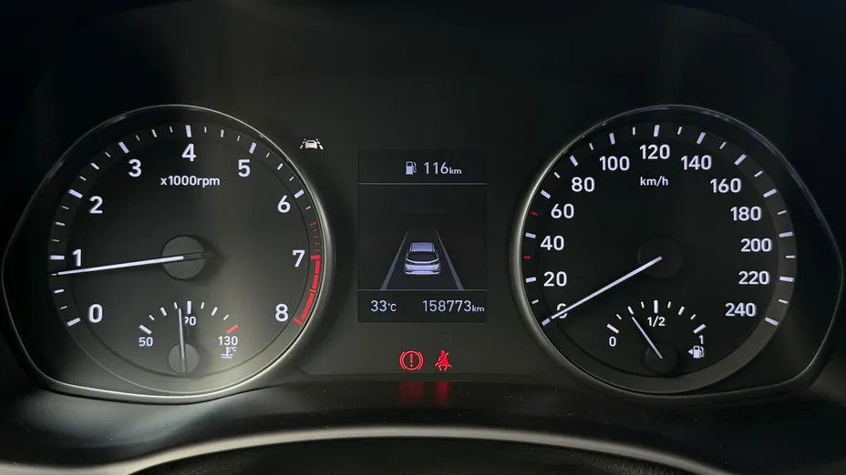 HYUNDAI i30 -