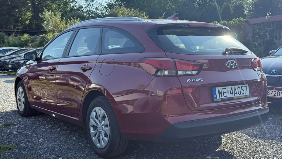 HYUNDAI i30 -