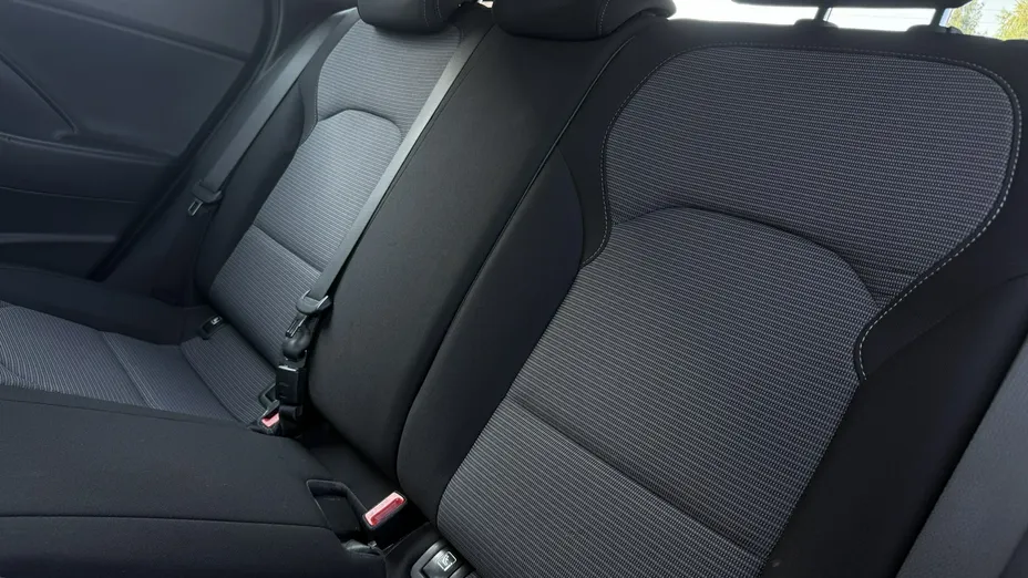 HYUNDAI i30 -