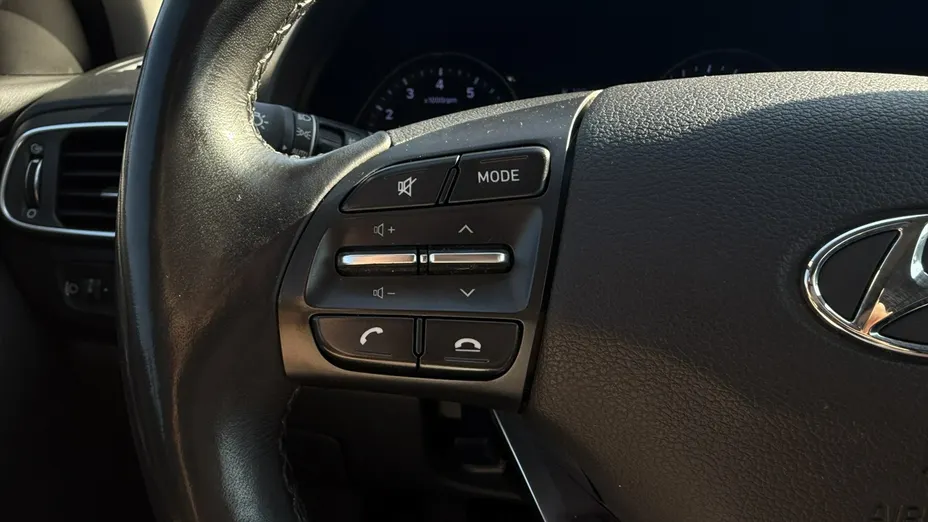 HYUNDAI i30 -