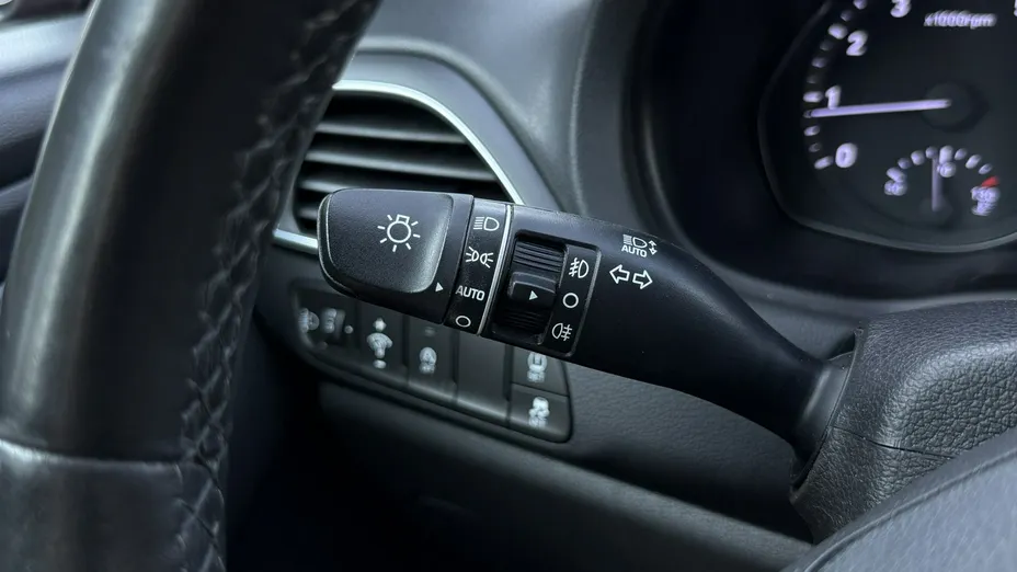 HYUNDAI i30 -