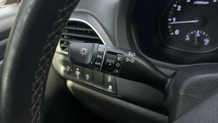 HYUNDAI i30 -