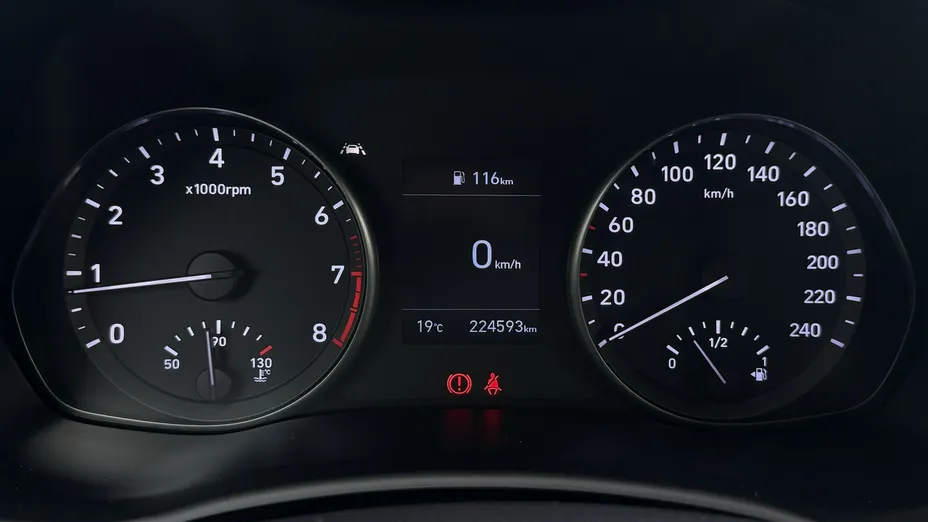 HYUNDAI i30 -