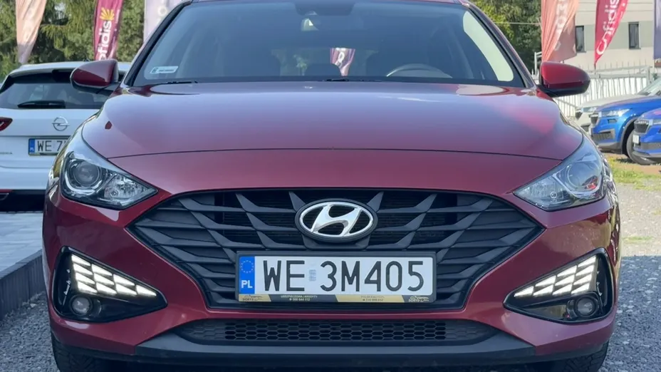HYUNDAI i30 -