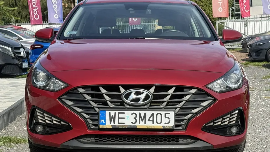 HYUNDAI i30 -