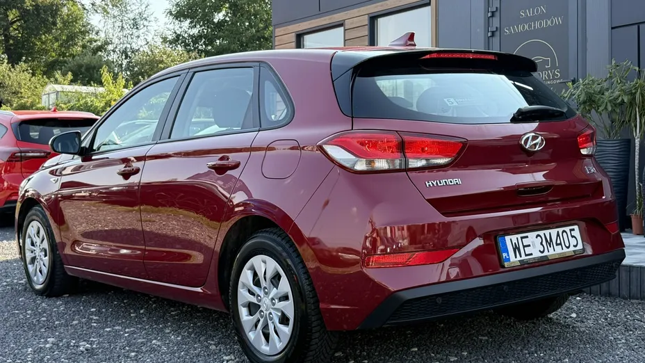HYUNDAI i30 -