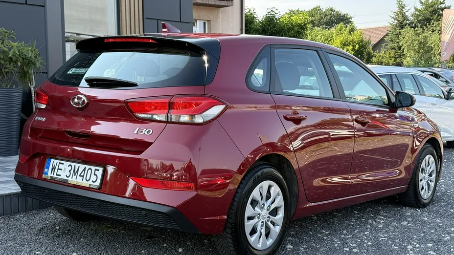 HYUNDAI i30 -