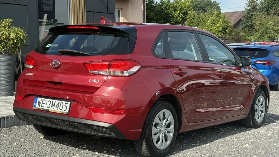 HYUNDAI i30 -