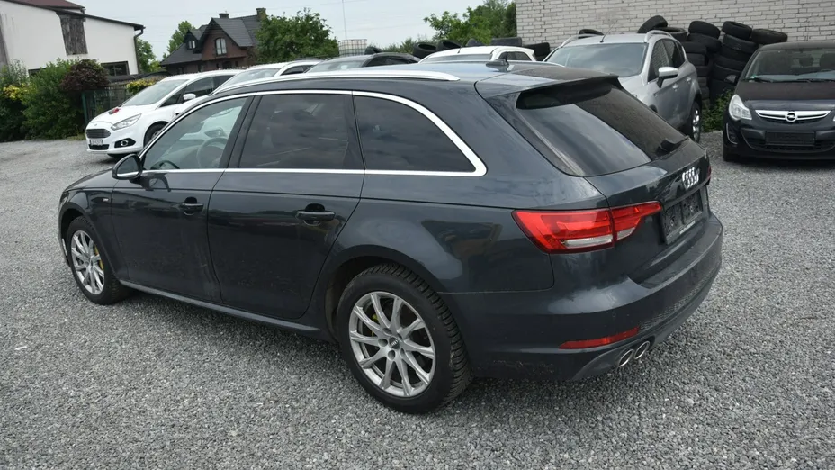 AUDI A4 Avant -