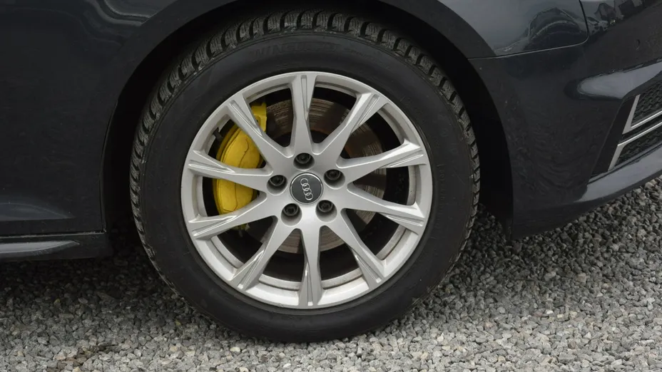 AUDI A4 Avant -