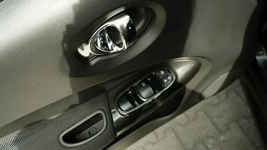 NISSAN Juke -
