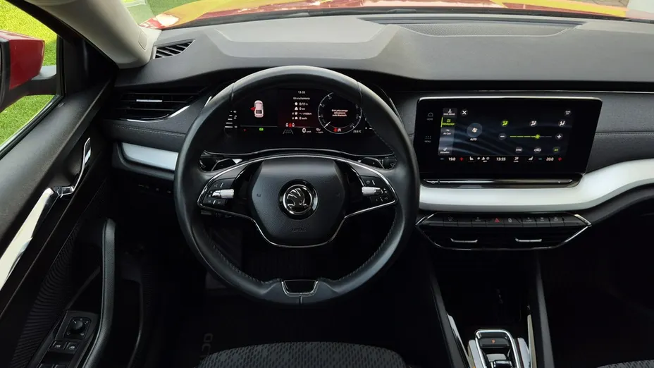 SKODA Octavia -