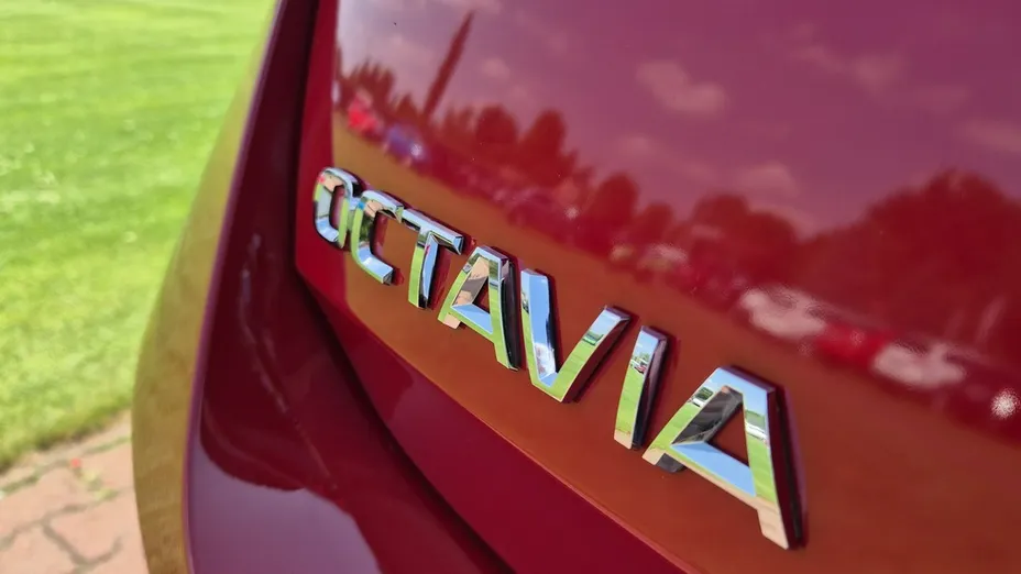 SKODA Octavia -