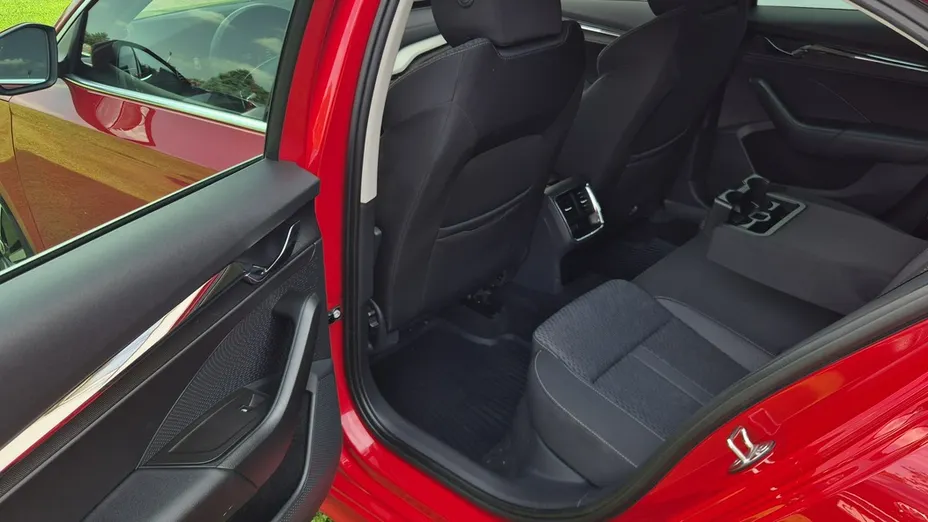 SKODA Octavia -