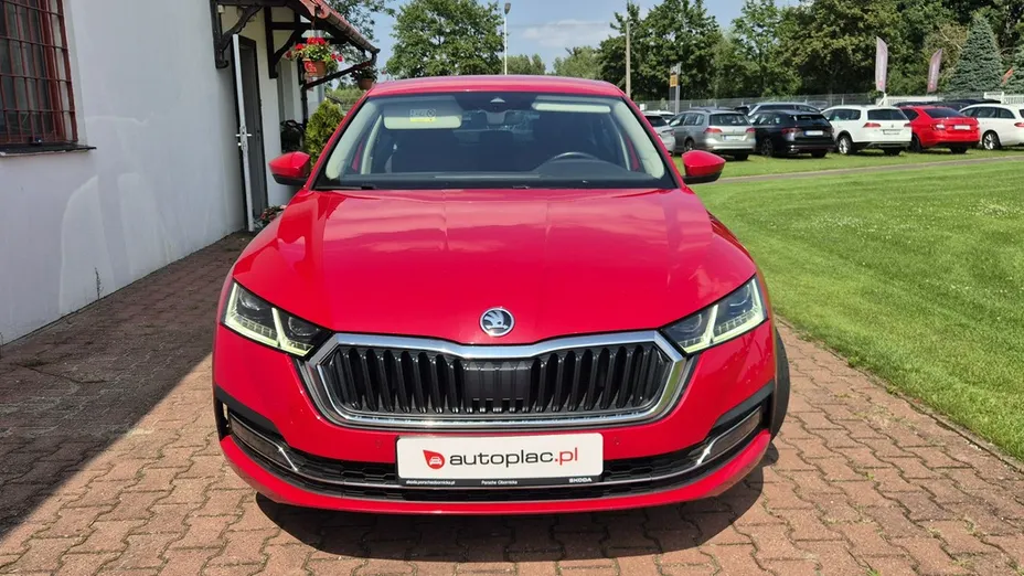 SKODA Octavia -