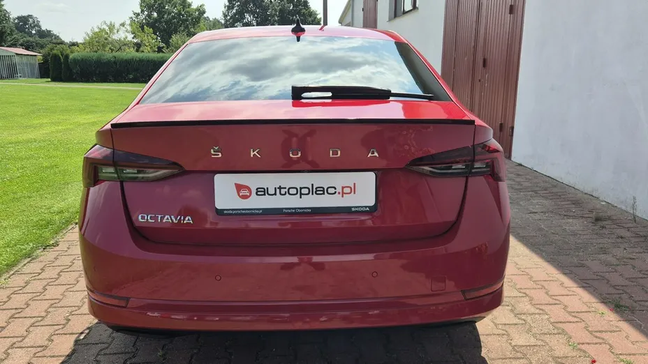 SKODA Octavia -