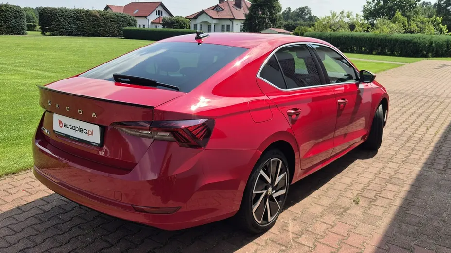 SKODA Octavia -