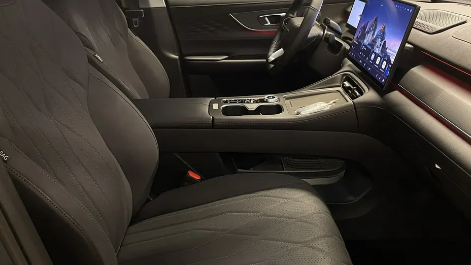 CHERY Tiggo 8 -
