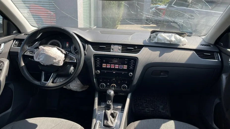SKODA Octavia -