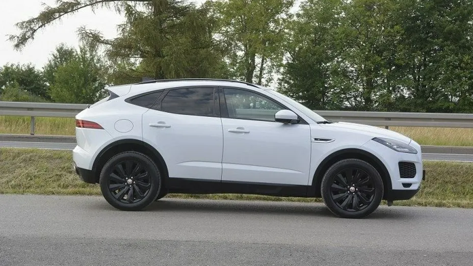 JAGUAR E-Pace -