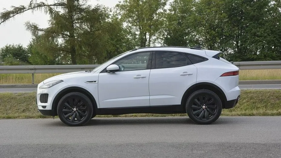JAGUAR E-Pace -