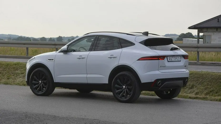 JAGUAR E-Pace -