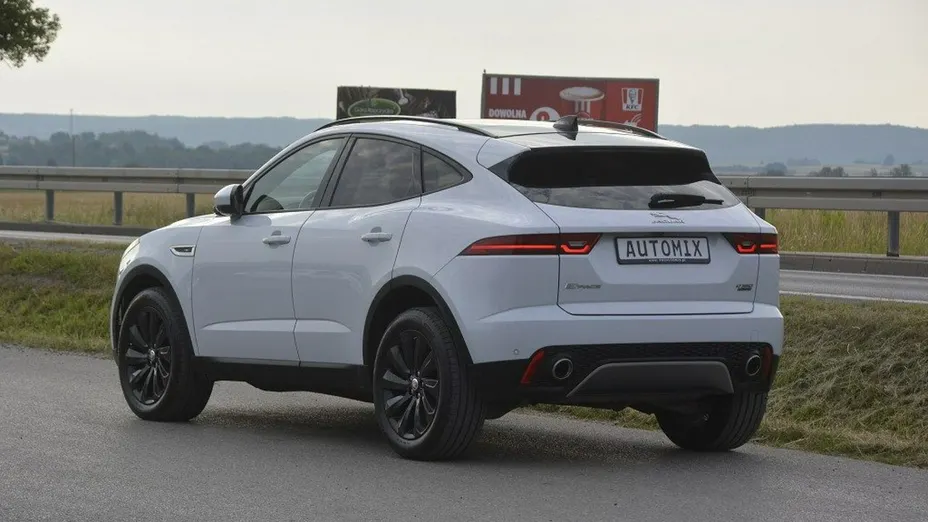 JAGUAR E-Pace -