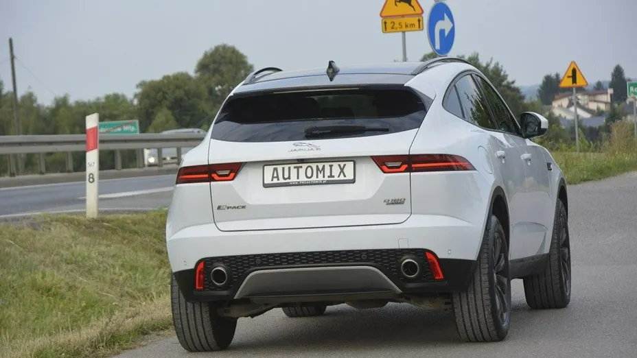 JAGUAR E-Pace -