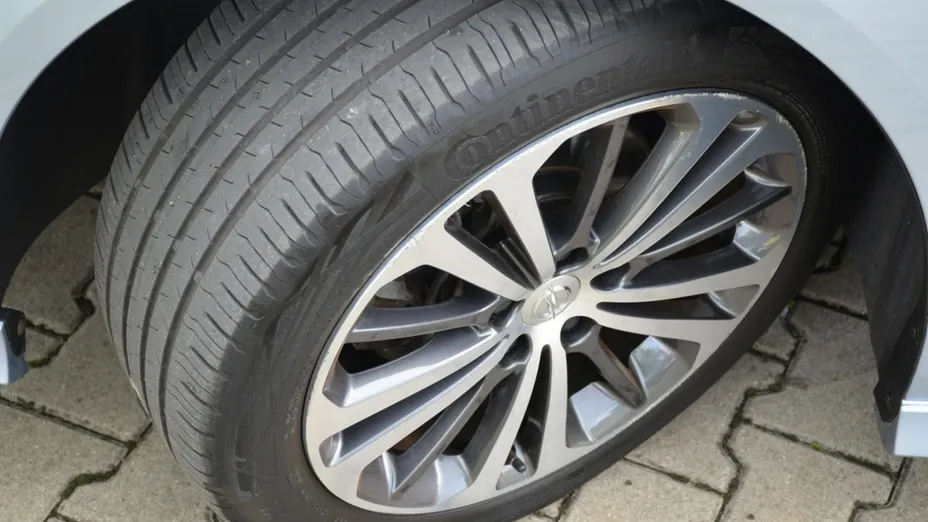 OPEL Insignia -