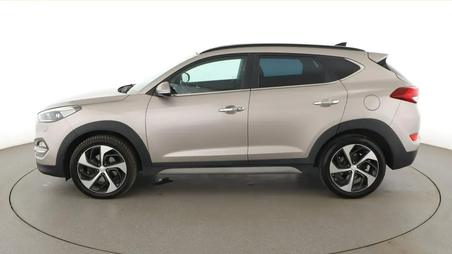 HYUNDAI Tucson -
