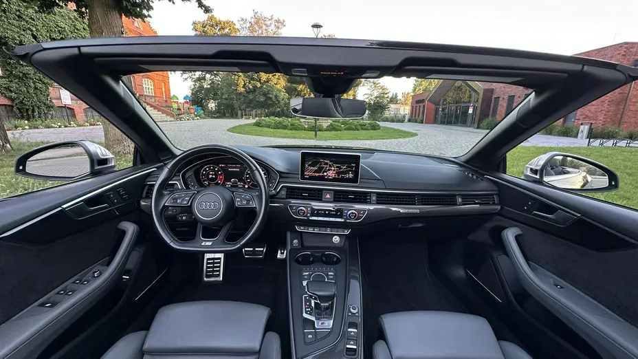 AUDI S5 Cabrio -