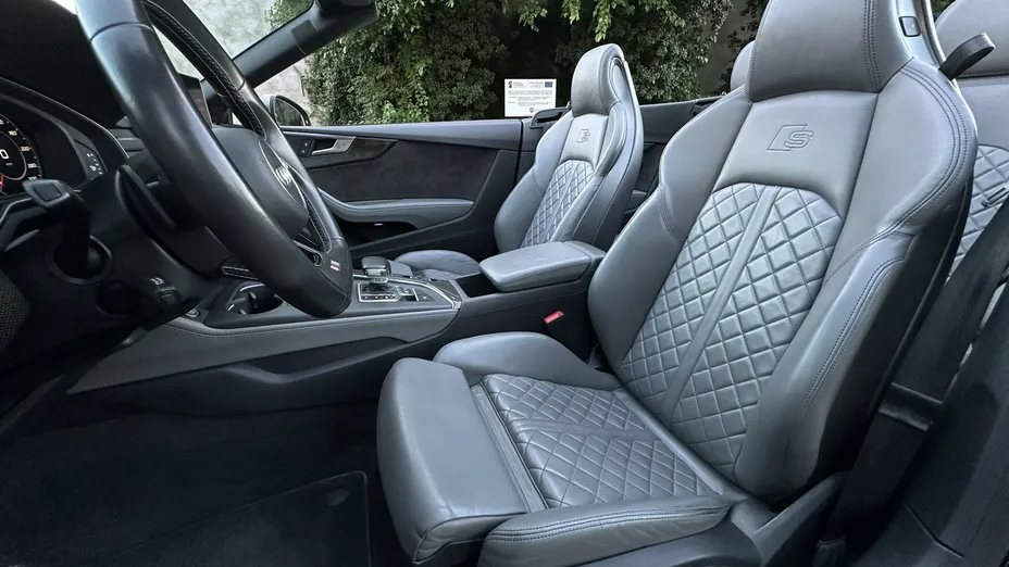AUDI S5 Cabrio -