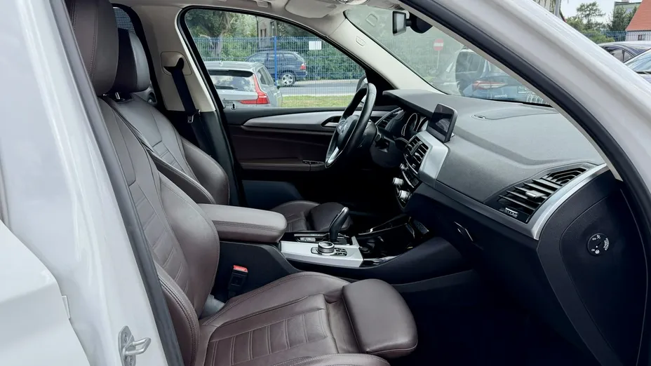 BMW X3 -