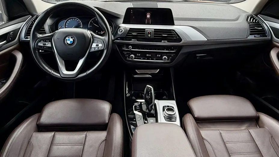 BMW X3 -