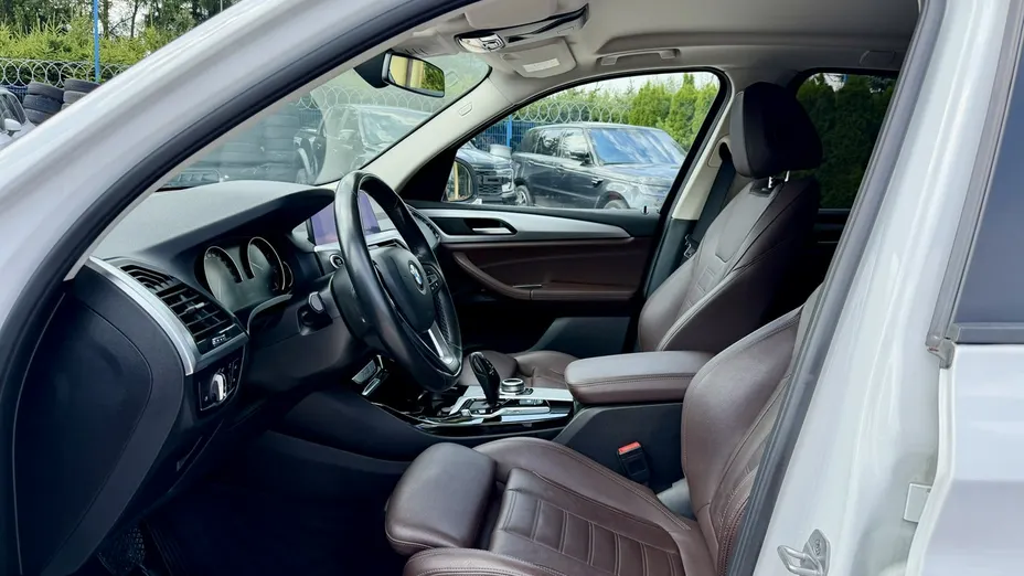 BMW X3 -