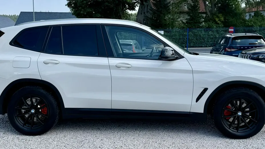 BMW X3 -