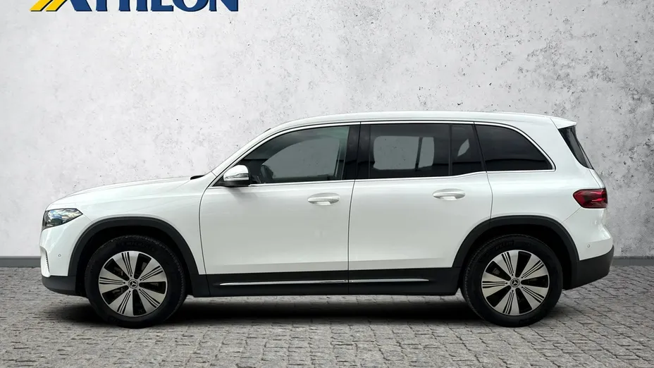 MERCEDES-BENZ EQB -