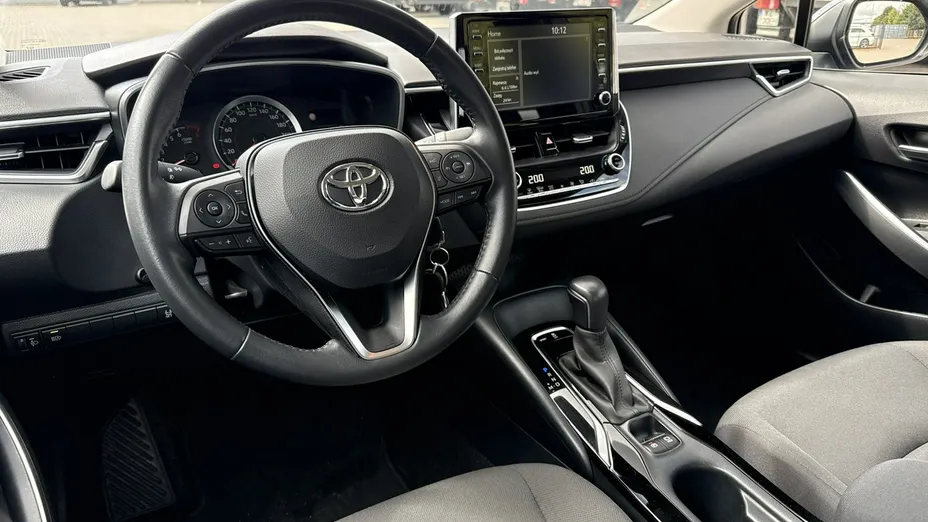 TOYOTA Corolla -