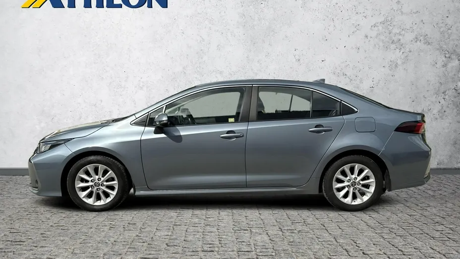 TOYOTA Corolla -