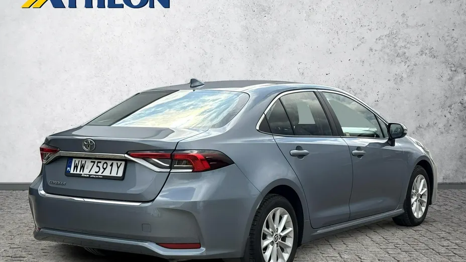 TOYOTA Corolla -