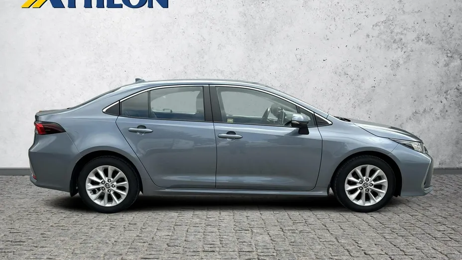 TOYOTA Corolla -