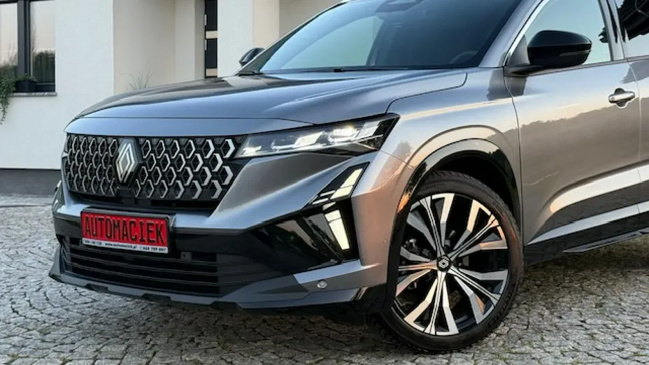 RENAULT Austral -