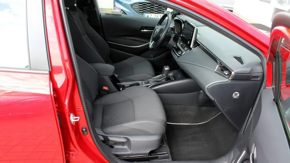 TOYOTA Corolla -