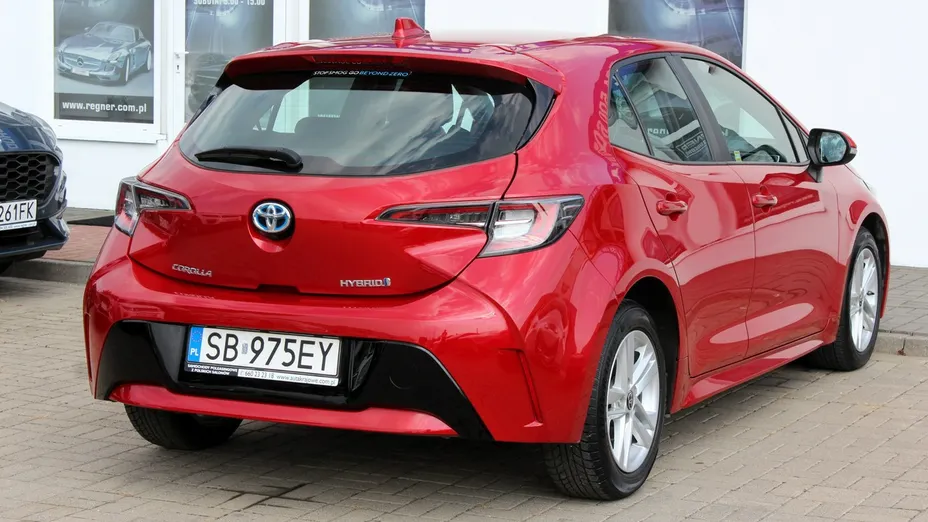 TOYOTA Corolla -