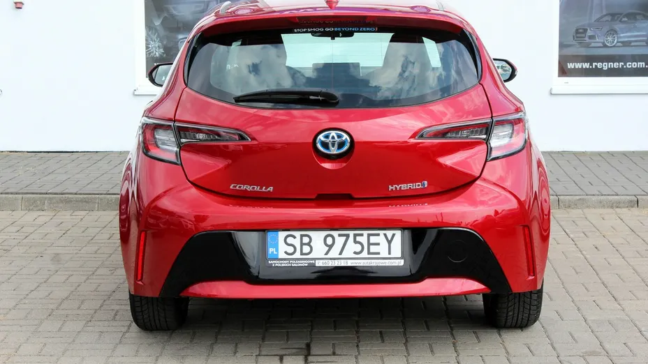 TOYOTA Corolla -