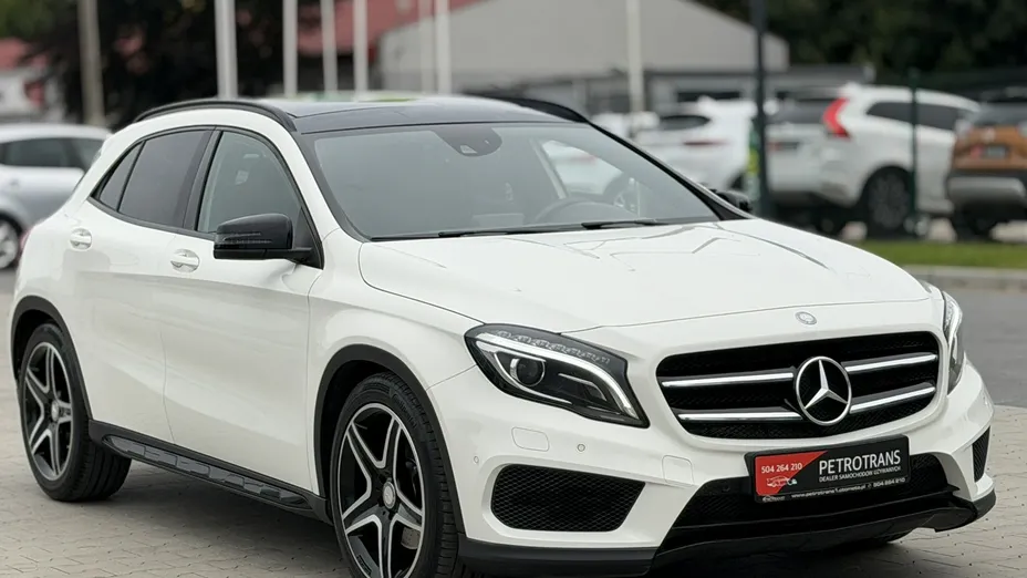 MERCEDES-BENZ GLA -