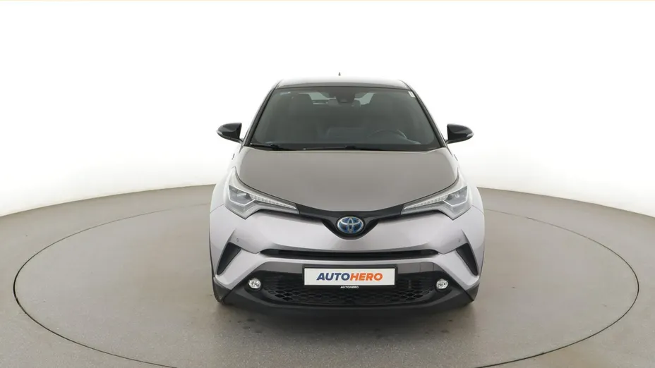 TOYOTA C-HR -